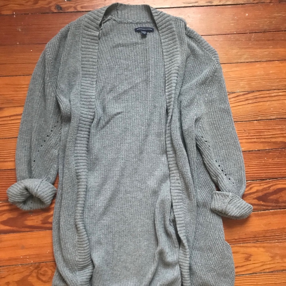 American Eagle slouchy grey cardigan
